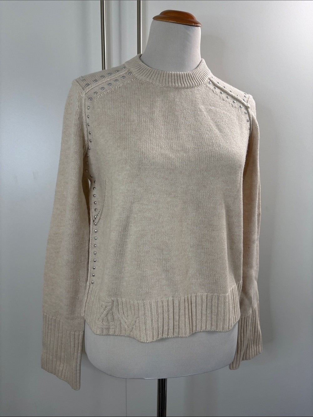 Zadig & Voltaire Heathered Cream Cashmere Blend Crew w Silver Stud Accents M